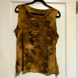 Super comfy top.  Brown. L.